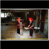 12387 130 Sarawak Culture Village bei Kuting Malaysia 2006 Sarawak.jpg